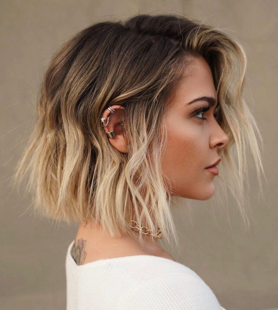 2 short blonde hairstyle with ombre B5wTb09hC7k
